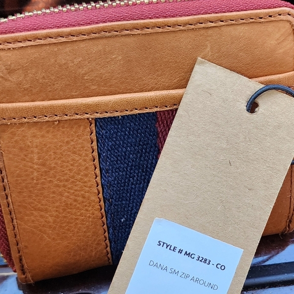 Genuine Leather Small Zipper Around Wallet Brown  Color Block NWT - Picture 2 of 5